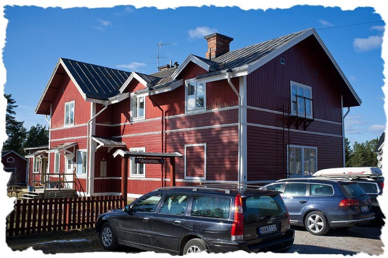Furudals Vandrarhem Och Sjoecamping Exterior foto